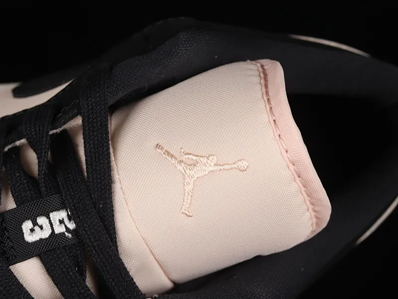 All categories Air Jordan Jordan series basketball shoes Air Jordan 1 Low G version pure original Air Jordan 1 Low AJ1 Joe 1 black powder low-top basketball shoes DC0774-003